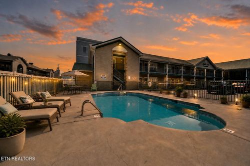 214-2743 Colonial Dr, Pigeon Forge, TN, 37863-7016 | Card Image