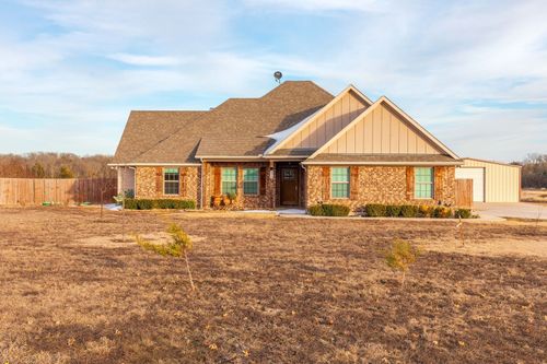 675 County Road 4935, Trenton, TX, 75490-7231 | Card Image