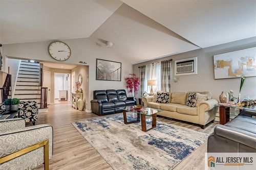 87 Fiume St, Iselin, NJ, 08830-1406 | Card Image