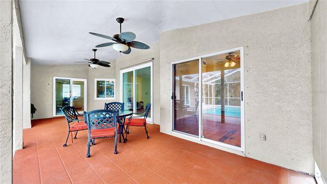 140 Sage Cir, House other with 3 bedrooms, 2 bathrooms and null parking in Crystal Beach FL | Image 36