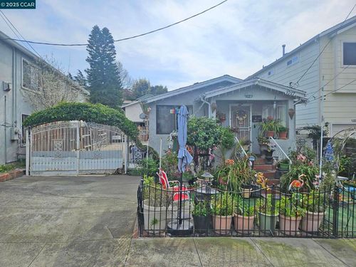 1027 3rd St, Rodeo, CA, 94572-1304 | Card Image
