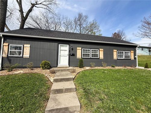 200 Harrison St, Freeman, MO, 64746-9702 | Card Image