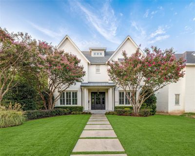 View of front of the home | Image 1