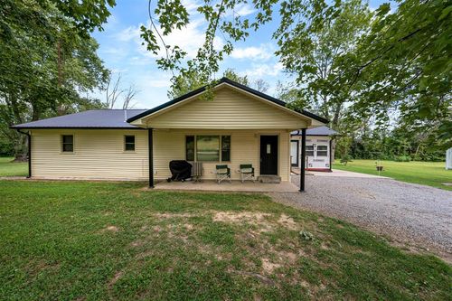 102 Caneyville Rd, Roundhill, KY, 42275-8055 | Card Image