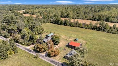 7745 Westphalinger Rd, East Amherst, NY, 14051-1030 | Card Image