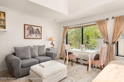 305-725 E Main St, Aspen, CO, 81611-2035 | Card Image