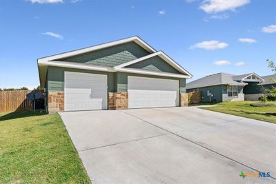 781 Freedom Circle, House other with 4 bedrooms, 2 bathrooms and null parking in Nolanville TX | Image 2