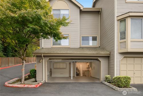1-4139 178th Ln Se, Bellevue, WA, 98008-5988 | Card Image