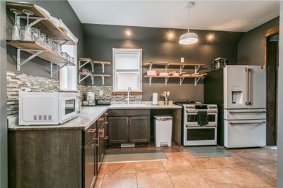 Beautiful Kitchen! | Image 3