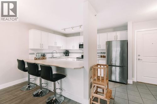 413-12238 224 St, Maple Ridge, BC, V2X8W5 | Card Image