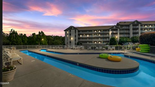 614-205 Ogle Dr, Pigeon Forge, TN, 37863-3847 | Card Image