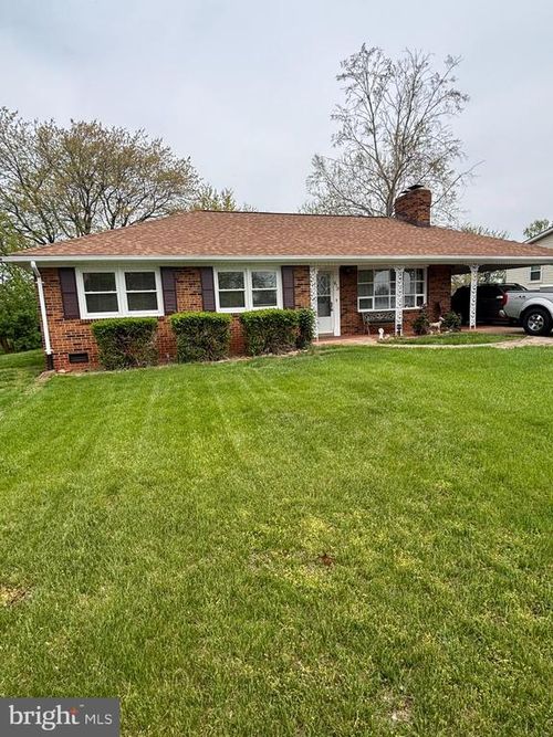 613 Overlook St, CULPEPER, VA, 22701-2403 | Card Image