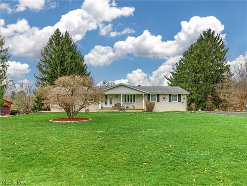 2903 Northview Rd, Uniontown, OH, 44685-9725 | Card Image