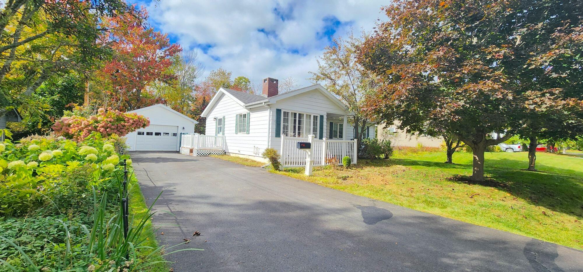Canterbury St, Presque Isle, ME 04769