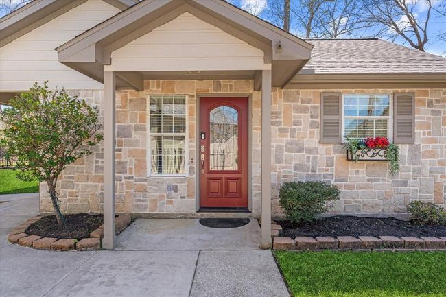 Guest house entry | Image 38