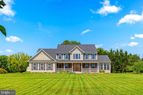 425 Chinquapin Dr, Westminster, MD, 21157-6446 | Card Image