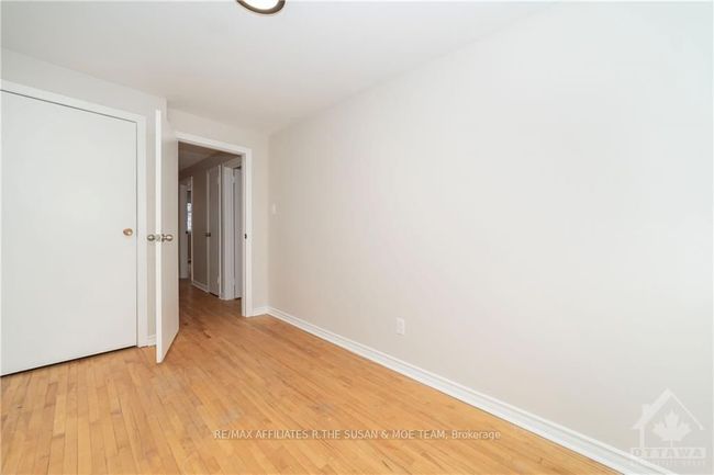 1514 A Lepage Ave, House attached with 3 bedrooms, 2 bathrooms and 2 parking in Ottawa ON | Image 15