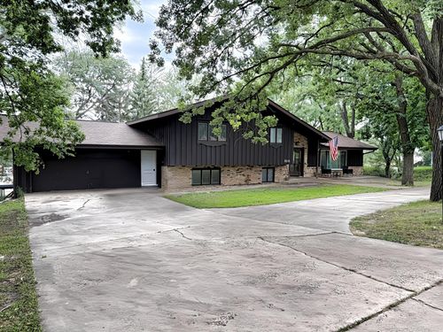 819 2nd Ave N, Sauk Rapids, MN, 56379-1644 | Card Image