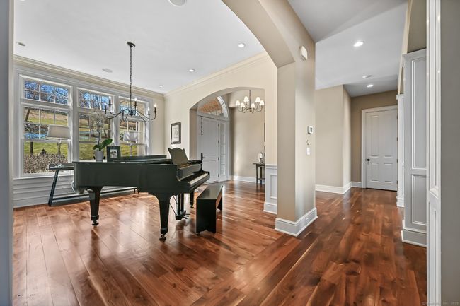 5 Stone Wall Ln, House other with 4 bedrooms, 5 bathrooms and 8 parking in Sherman CT | Image 5