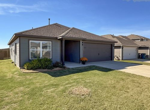 13507 Granite Park Rd, Ponder, TX, 76259-1035 | Card Image