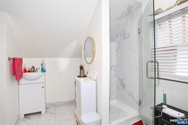 25 Marion Ave, House other with 3 bedrooms, 3 bathrooms and null parking in Rochelle Park NJ | Image 28