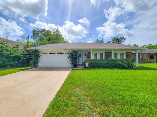 8855 Casey Dr, Beaumont, TX, 77707 | Card Image