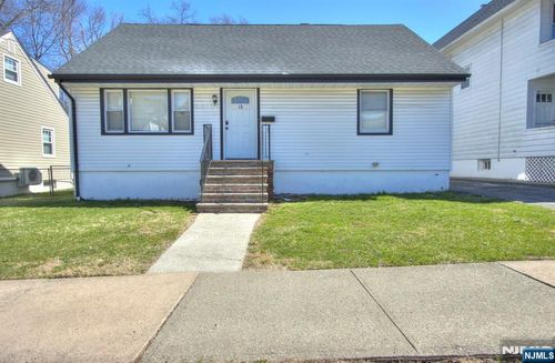 15 John St, Passaic, NJ, 07055-3319 | Card Image