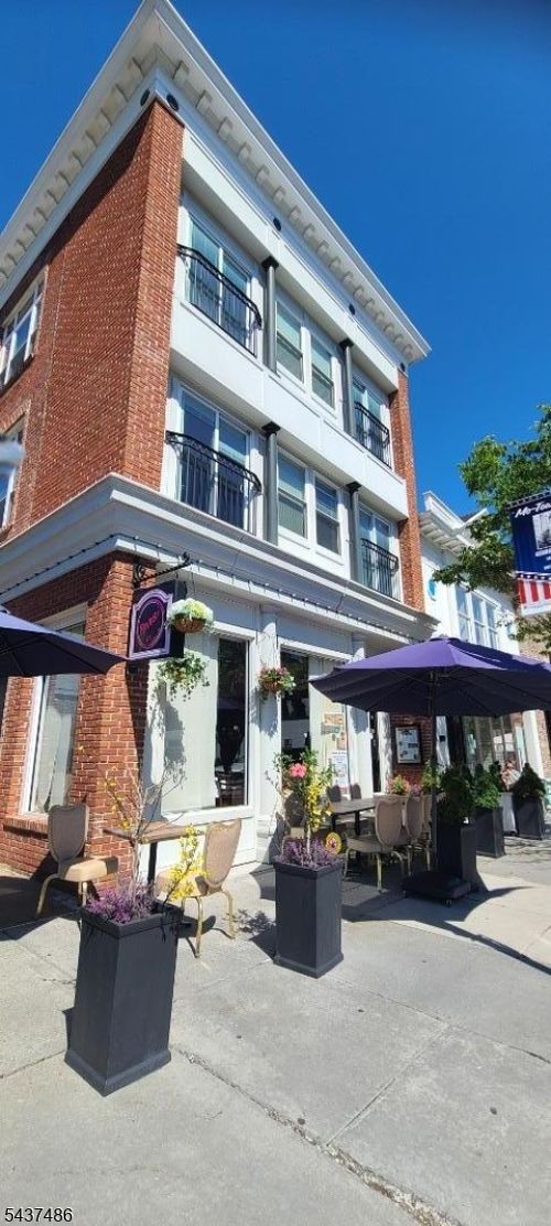 304-50 South St, Morristown, NJ, 07960-4386 | Card Image