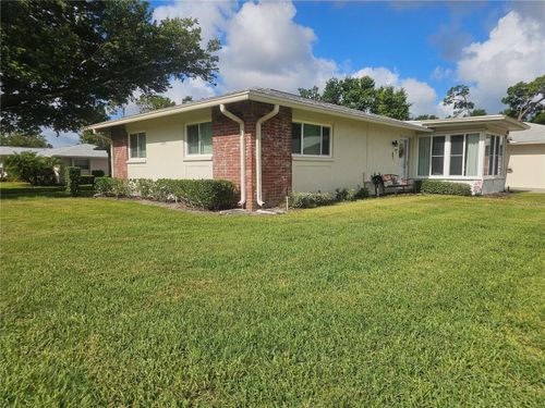 b-1009 Queen Anne Dr, PALM HARBOR, FL, 34684-2774 | Card Image