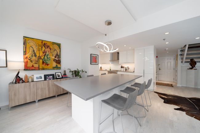 APT-103 - 2 Constitution Ct, Condo with 3 bedrooms, 3 bathrooms and null parking in Hoboken NJ | Image 8