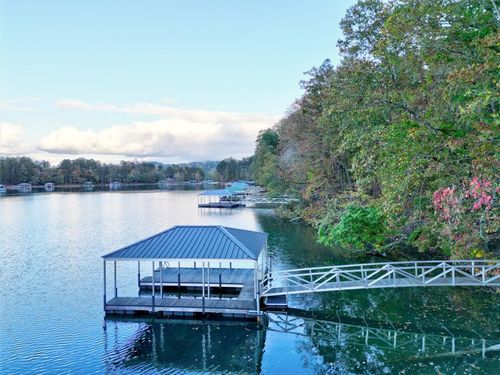 549 Riverstone Dr, Salem, SC, 29676-4046 | Card Image