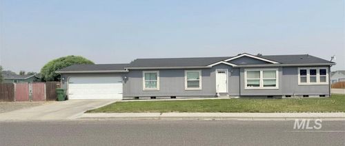 100 Ellsworth St, Vale, OR, 97918-5673 | Card Image