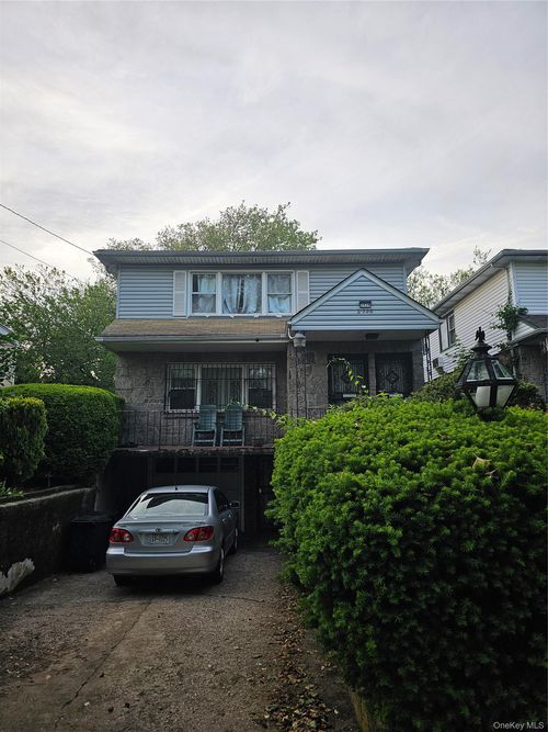 2528 Bessemund Avenue, New York, NY, 11691 | Card Image