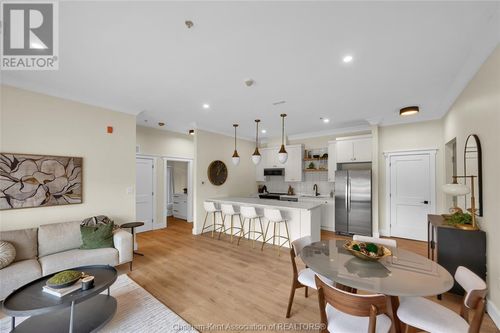 401-364 Grand Ave E, Chatham, ON, N7L1W6 | Card Image