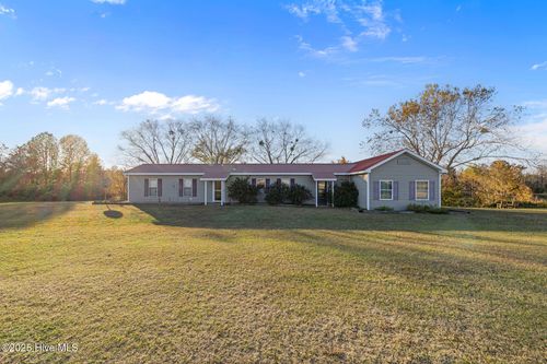 625 Garner Chapel Rd, Mount Olive, NC, 28365-6148 | Card Image