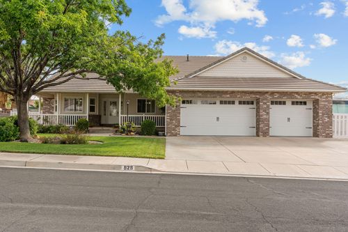 929 S Golda Ave, St. George, UT, 84790-4010 | Card Image