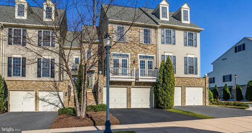 2422 Rippling Brook Rd, FREDERICK, MD, 21701-9382 | Card Image