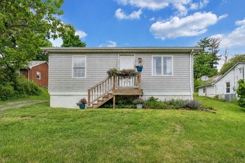 5025 Salem Tpke, Roanoke, VA, 24017 | Card Image