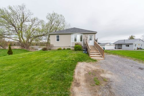 16 Dead Creek Rd, Carrying Place, ON, K0K1L0 | Card Image