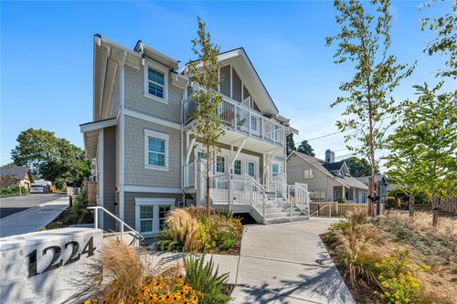 a-1224 Richardson St, Victoria, BC, V8V3E1 | Card Image