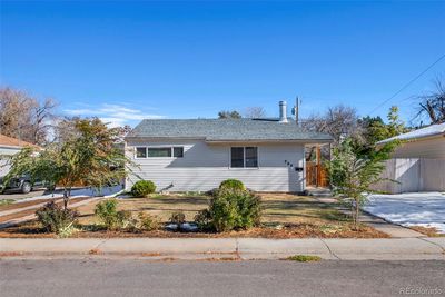 780 Iola Street, House other with 2 bedrooms, 1 bathrooms and 4 parking in Aurora CO | Image 2