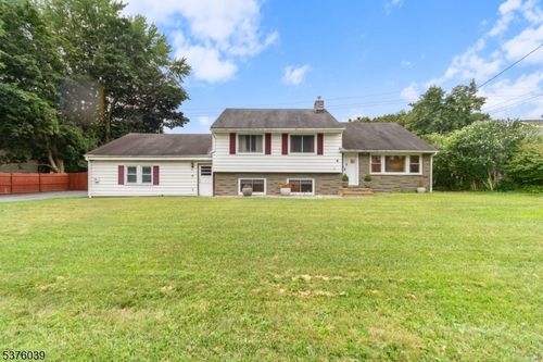 6 Barry Ln, Newton, NJ, 07860-1905 | Card Image