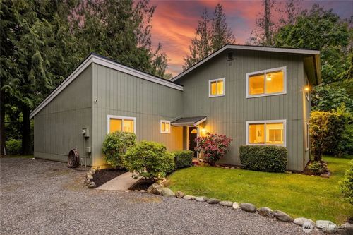 1535 Ten Mile Rd, Everson, WA, 98247-9604 | Card Image