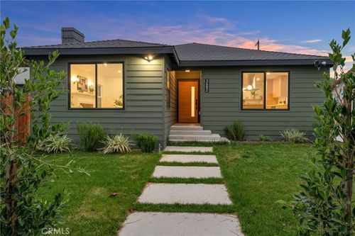 3682 Buckingham Rd, LOS ANGELES, CA, 90016-5738 | Card Image