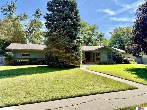 1138 Sunrise Dr, Seward, NE, 68434-1353 | Card Image