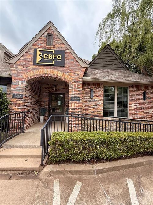 2232 Bridgeview Blvd, Edmond, OK, 73003-9000 | Card Image