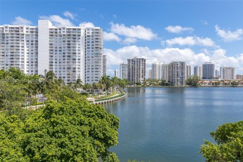 1607-2780 Ne 183rd St, Aventura, FL, 33160 | Card Image