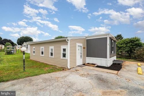 540 Palm City Park, ANNVILLE, PA, 17003-9339 | Card Image