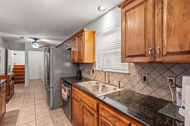 2912 Marsann Ln, House other with 4 bedrooms, 3 bathrooms and null parking in Farmers Branch TX | Image 14