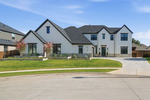 9128 Conejo Ct, North Richland Hills, TX, 76182-3817 | Card Image